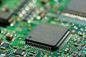 Напишу программу под микроконтроллеры