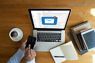 Вручную разошлю письма на еmail-адреса по вашей базе