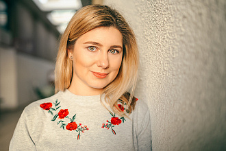 Диктор, женский голос