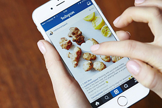 Поставлю лайки под постами в Instagram