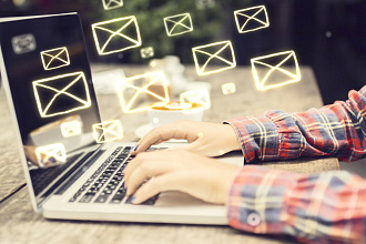 Чат бот email