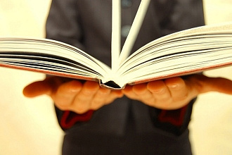 Напишу книгу про вас, про вашу компанию, юбилейную, историю успеха